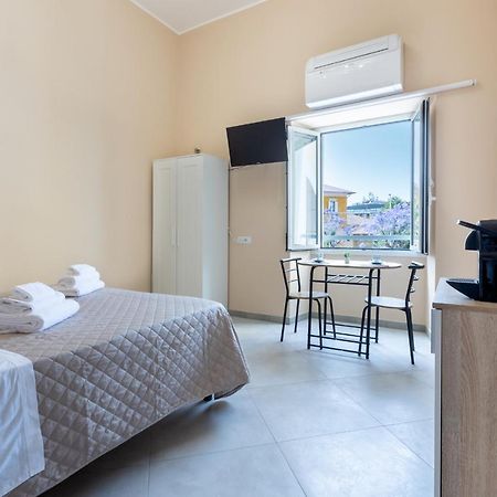 קליארי Bonnystudios Holiday Apartments מראה חיצוני תמונה