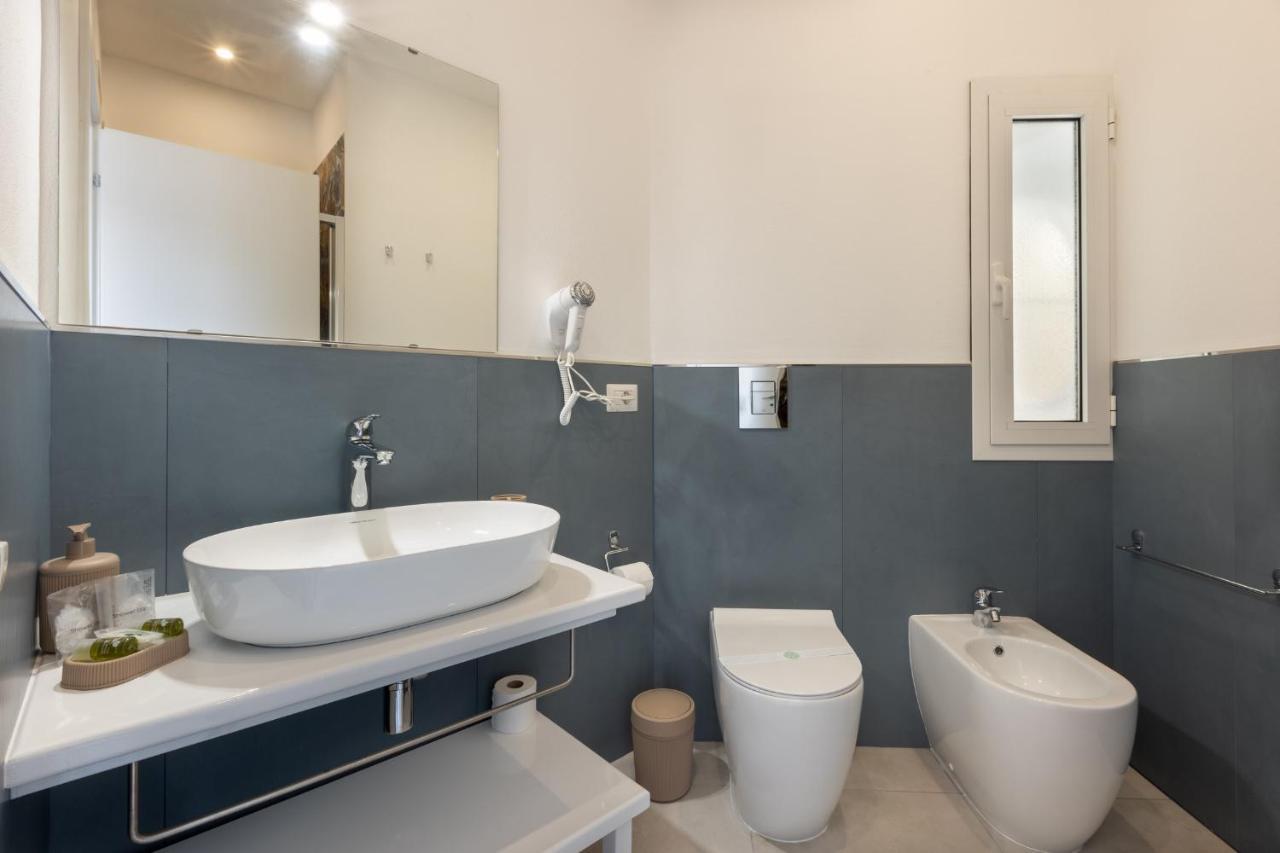 קליארי Bonnystudios Holiday Apartments מראה חיצוני תמונה