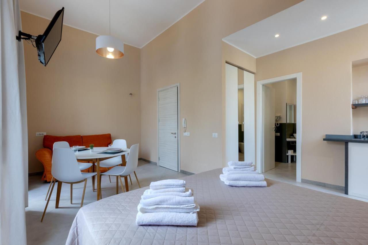 קליארי Bonnystudios Holiday Apartments מראה חיצוני תמונה