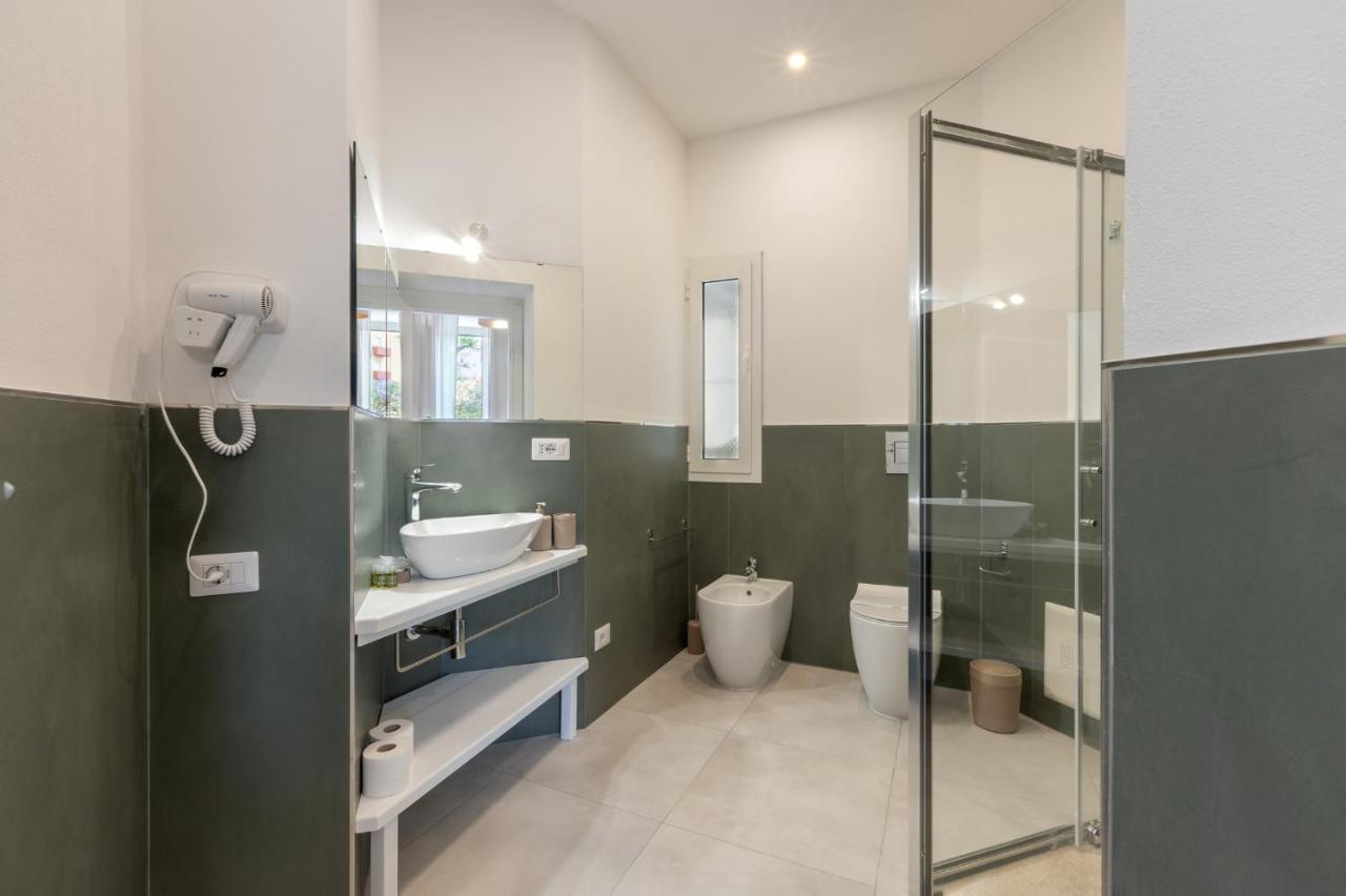 קליארי Bonnystudios Holiday Apartments מראה חיצוני תמונה