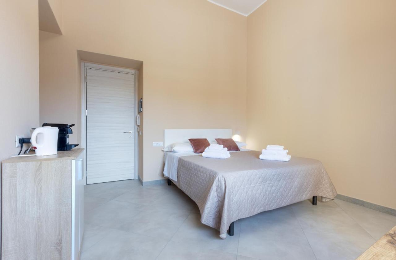קליארי Bonnystudios Holiday Apartments מראה חיצוני תמונה